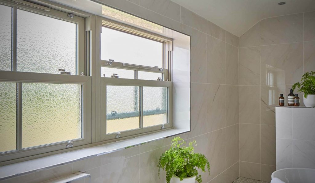 Sliding sash or flush sash windows
